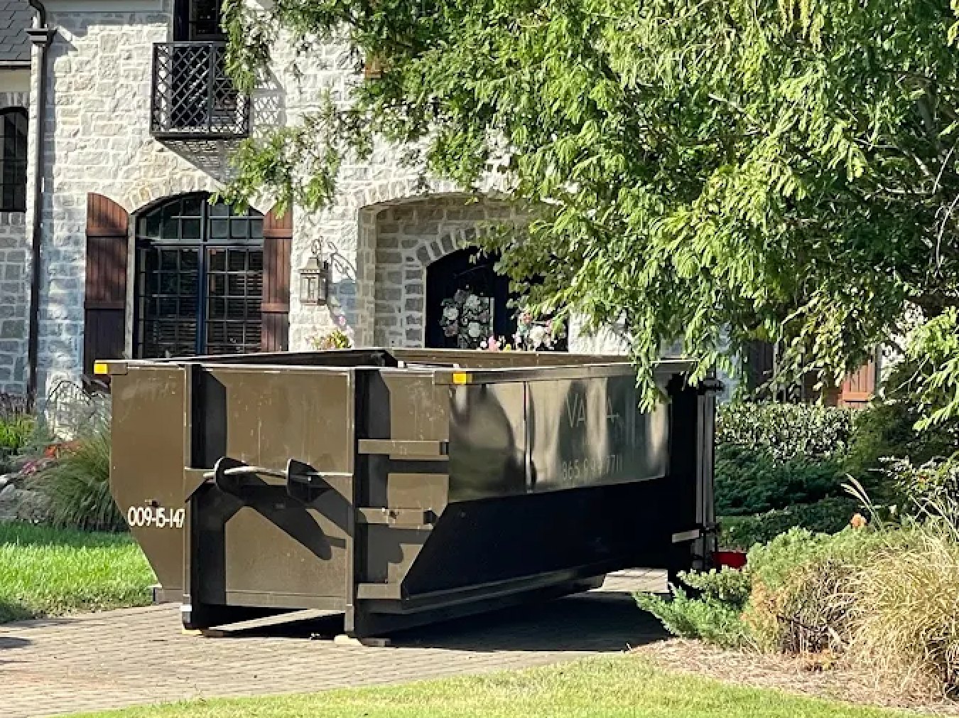 🏘️ Clean Up Your Nei